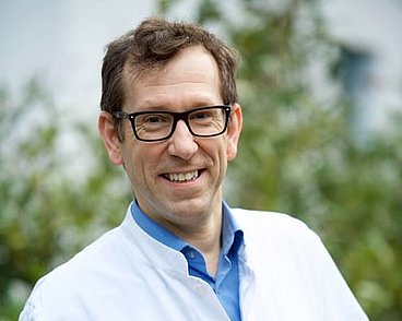 Hier sehen Sie ein Foto von Professor Dr. Martin Storr, Facharzt für Innere Medizin und Gastroenterologie © Herr Berger